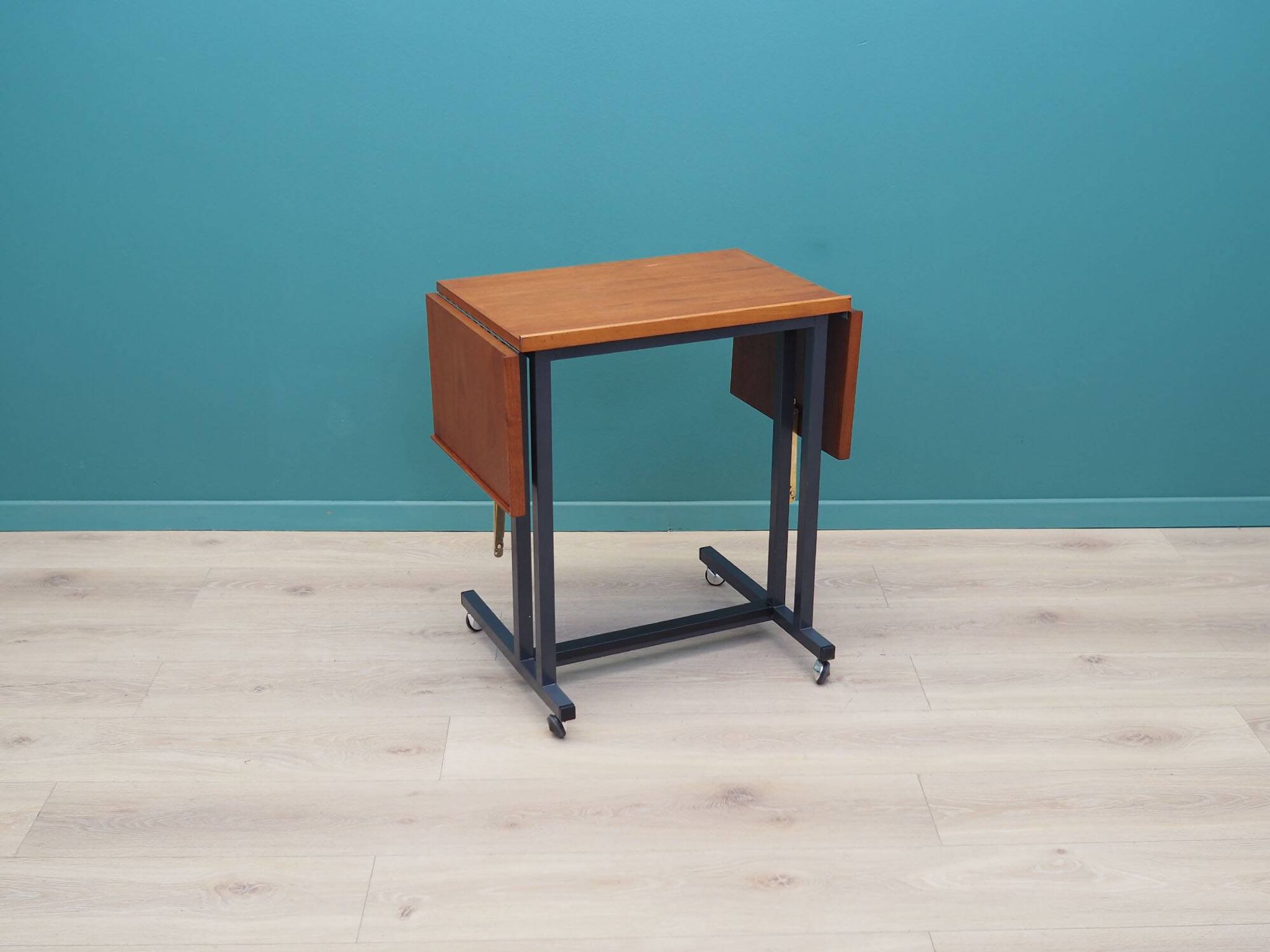 Table de chariot, design danois, années 1970, production : Labofa Møbler