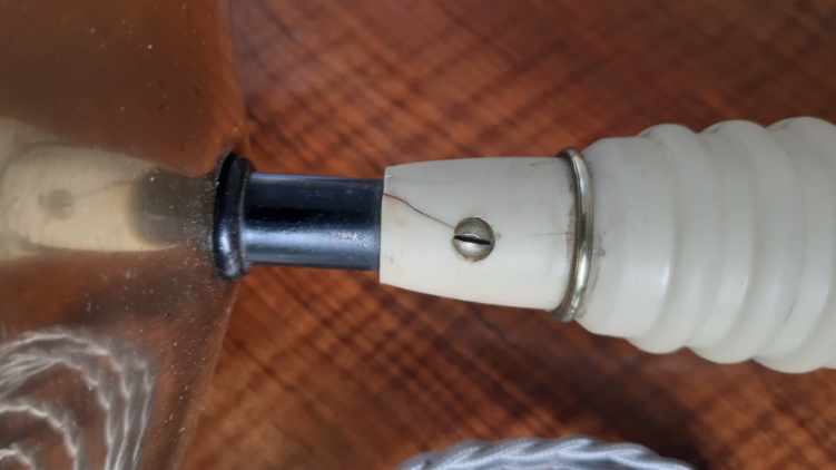 Vintage diabolo lamp