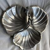 Art Nouveau period display by goldsmith Victor Saglier