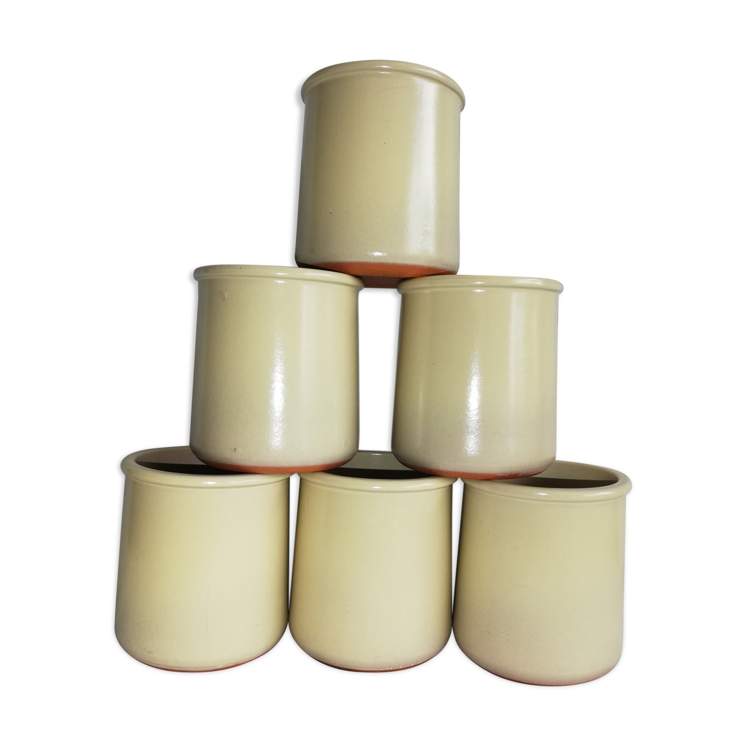 Suite de 6 pots en grès
