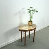 Vieille table avec marmeren blad