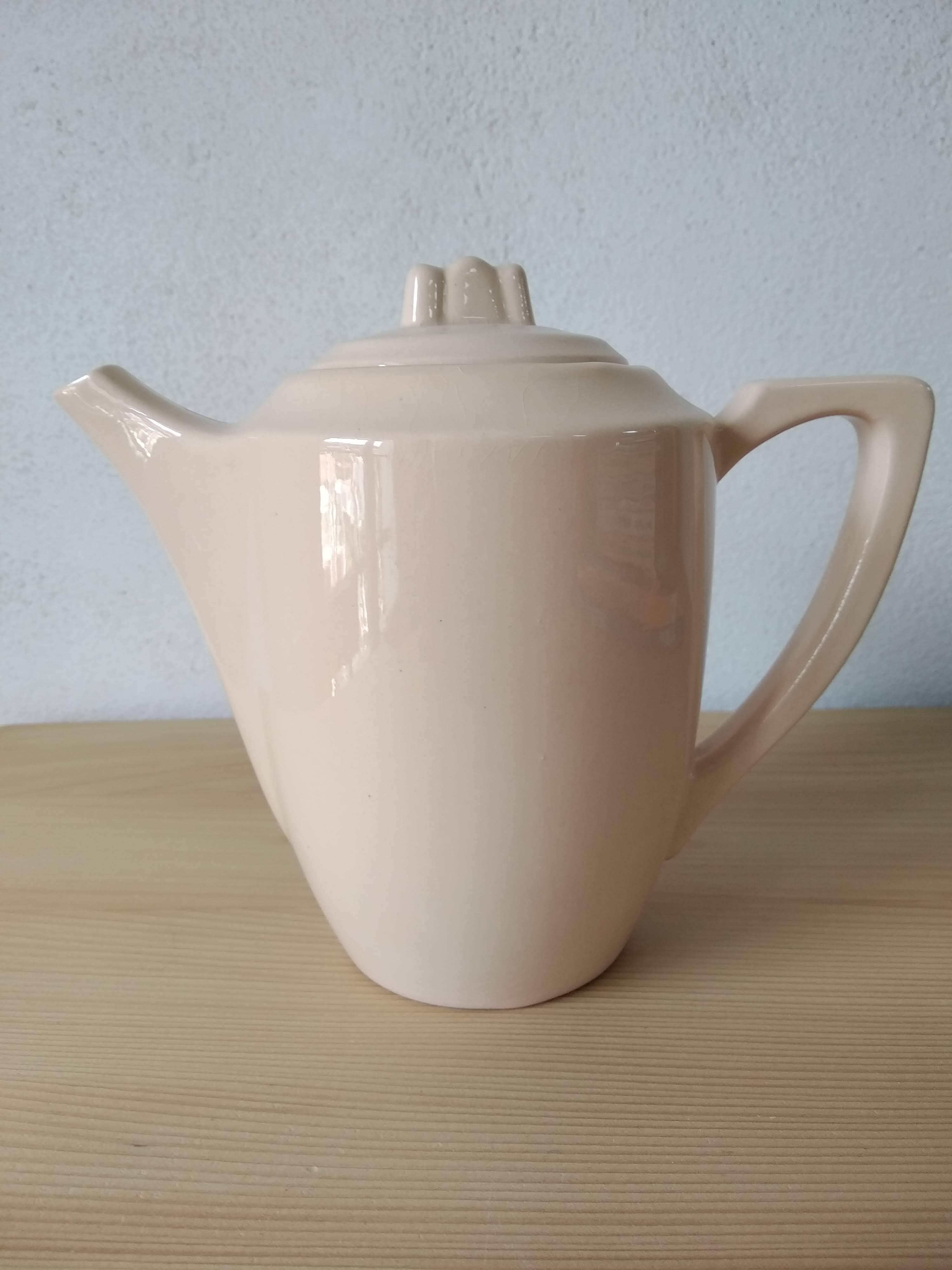 3 cups + Digoin Sarreguemines pink Art Deco jug