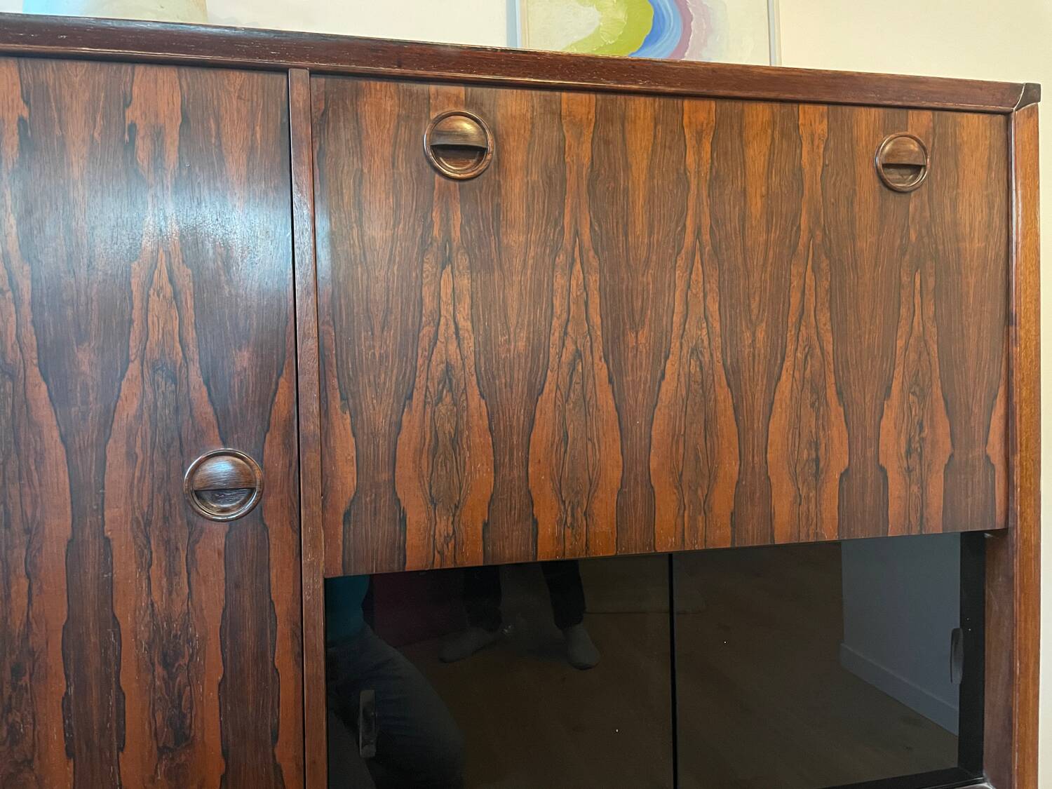 Scandinavian storage unit