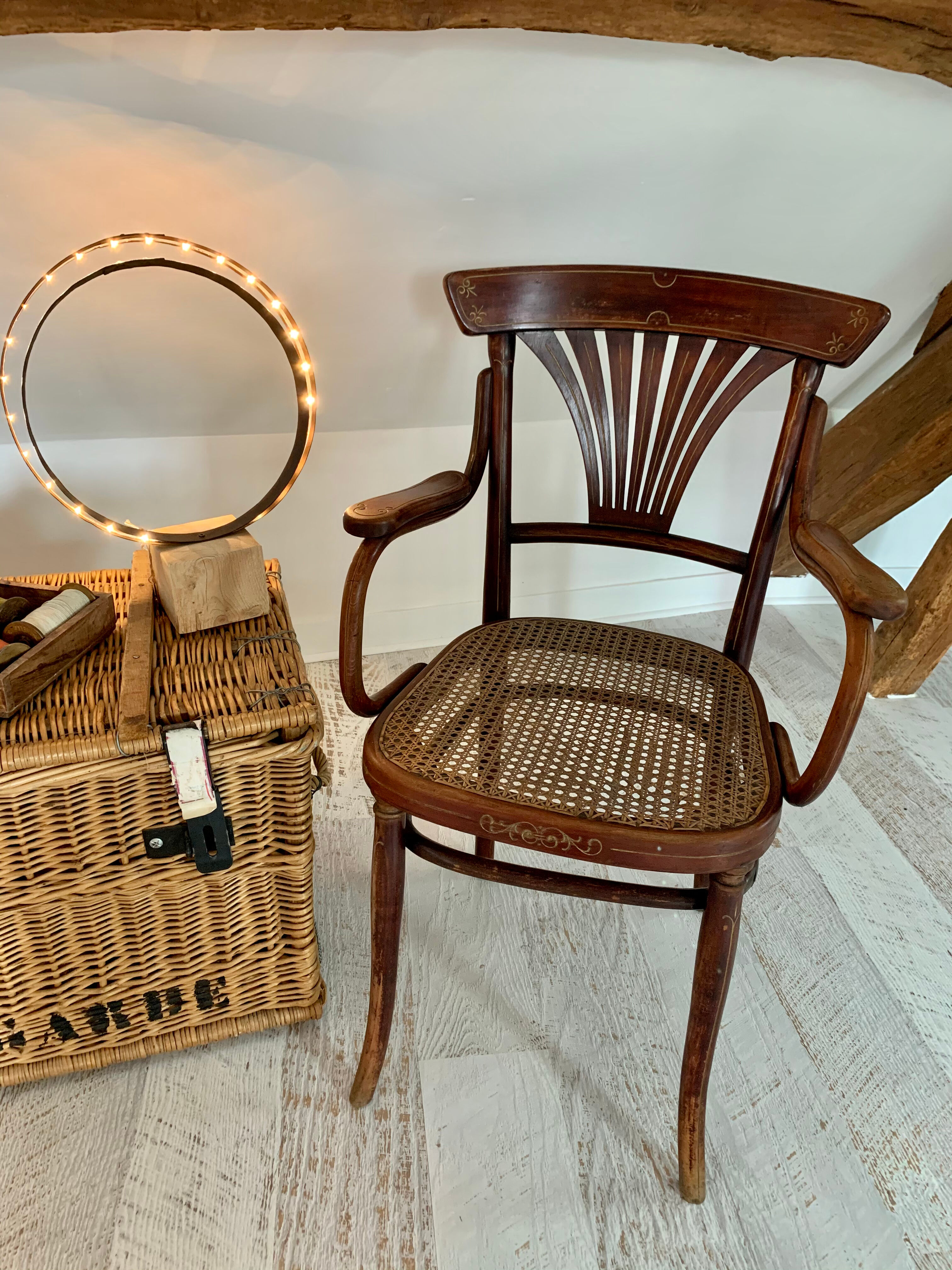 Thonet armchair number 1221