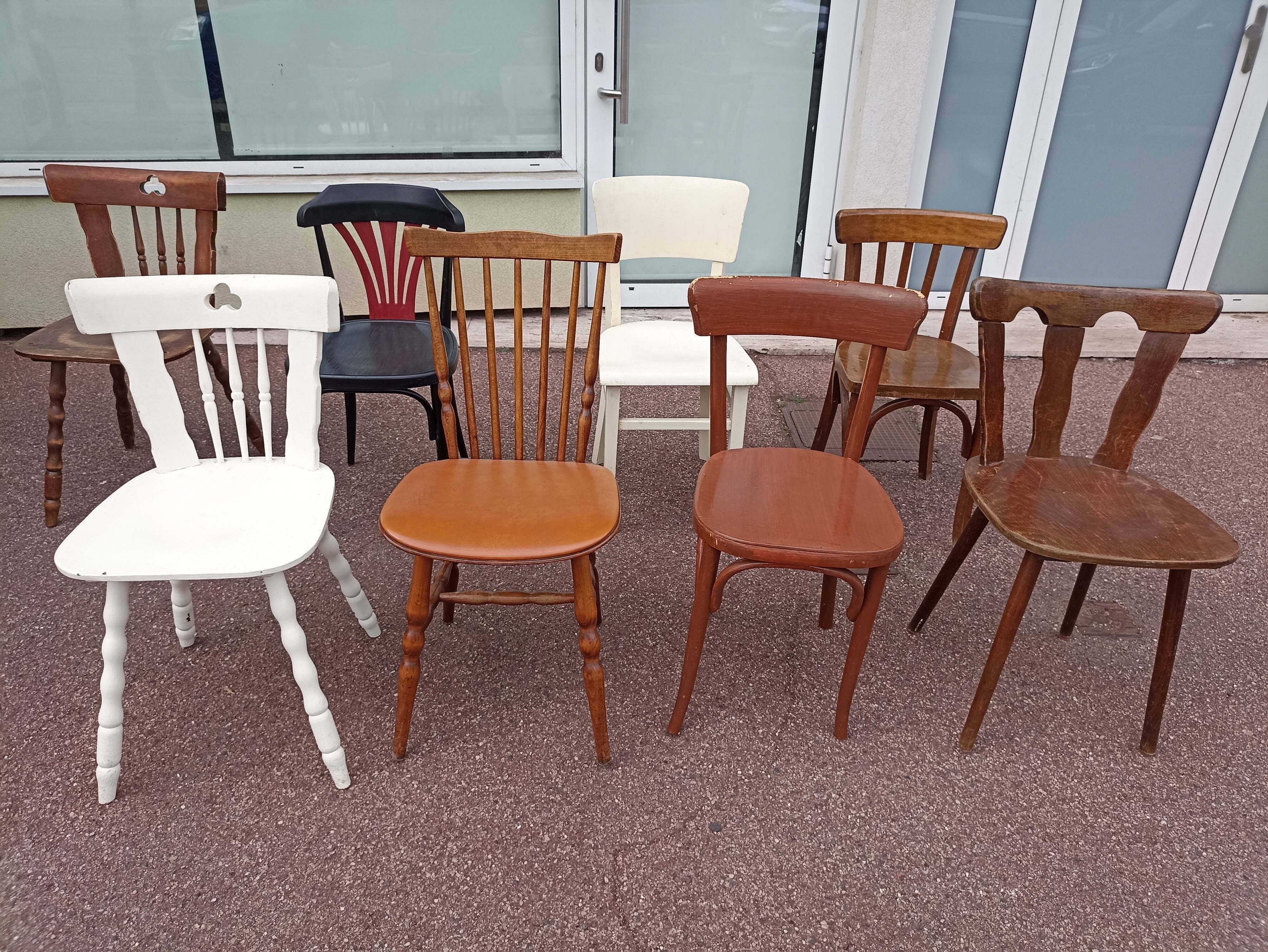 Set of 12 mismatched wooden bistro chairs - vintage