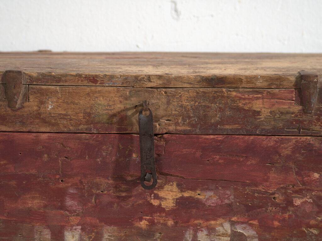 Antique Chinese chest painted in pine wood – China, circa 1920