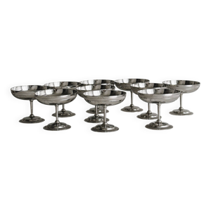 10 coupelles sur pied