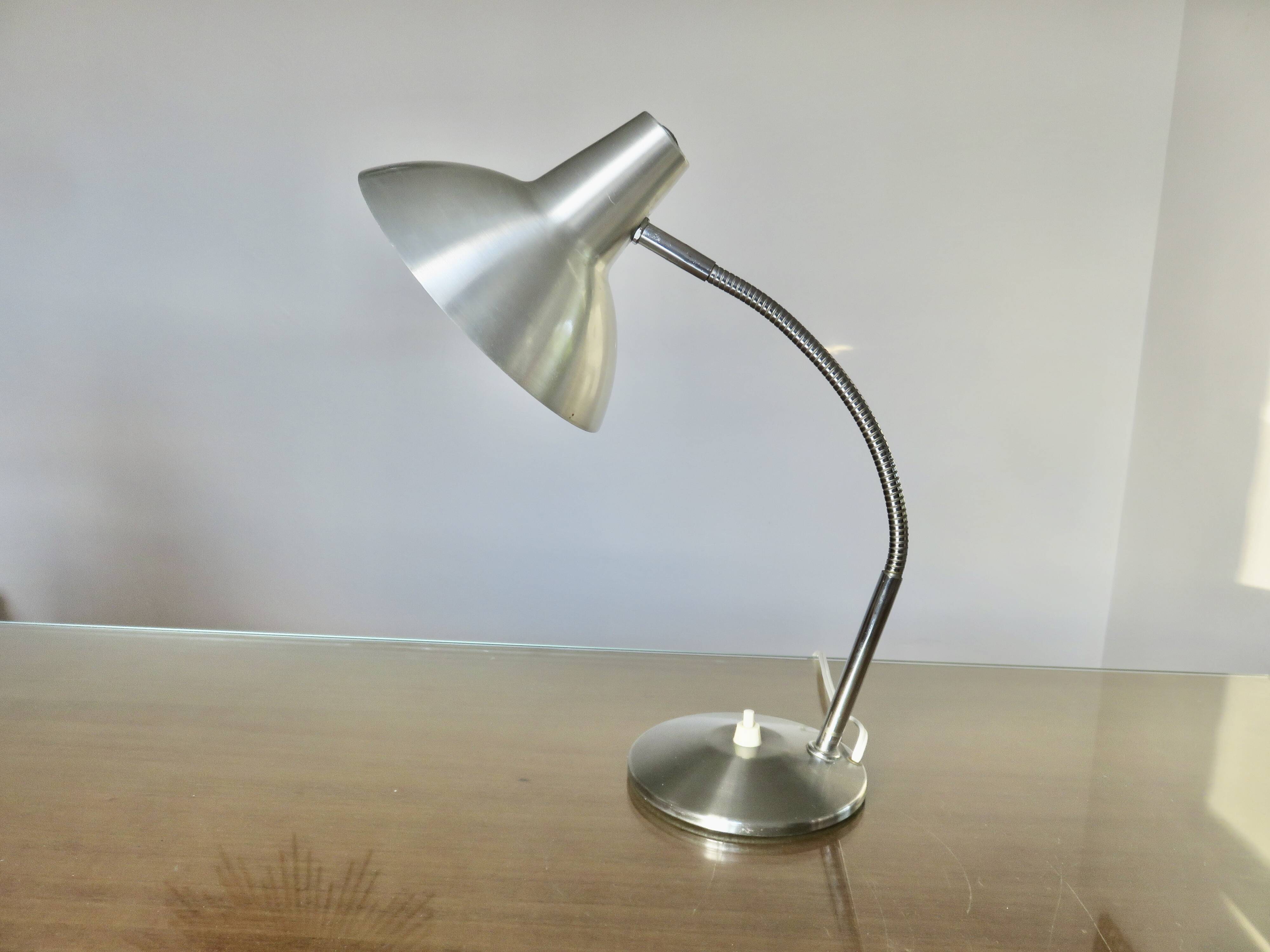 Lampe aluminor en métal chromé, années 60 70