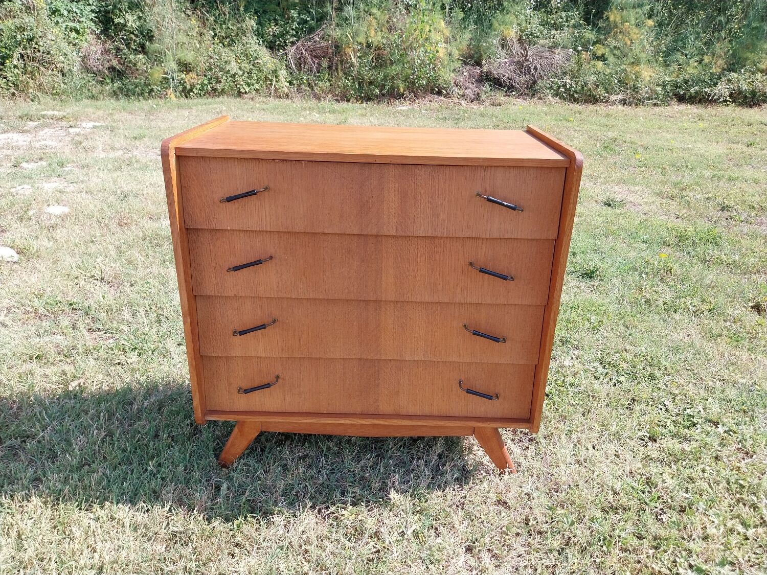 Dresser feet compass 60s