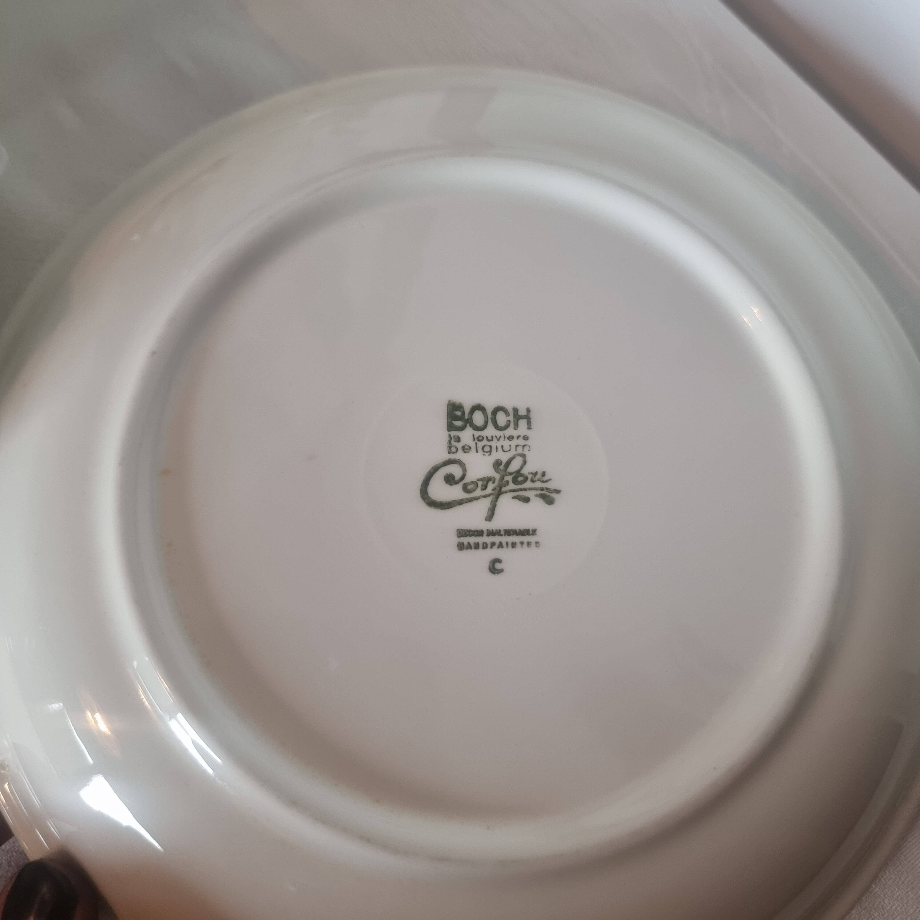 Fascinating set of six semi-honed dishes, perfect for collections and