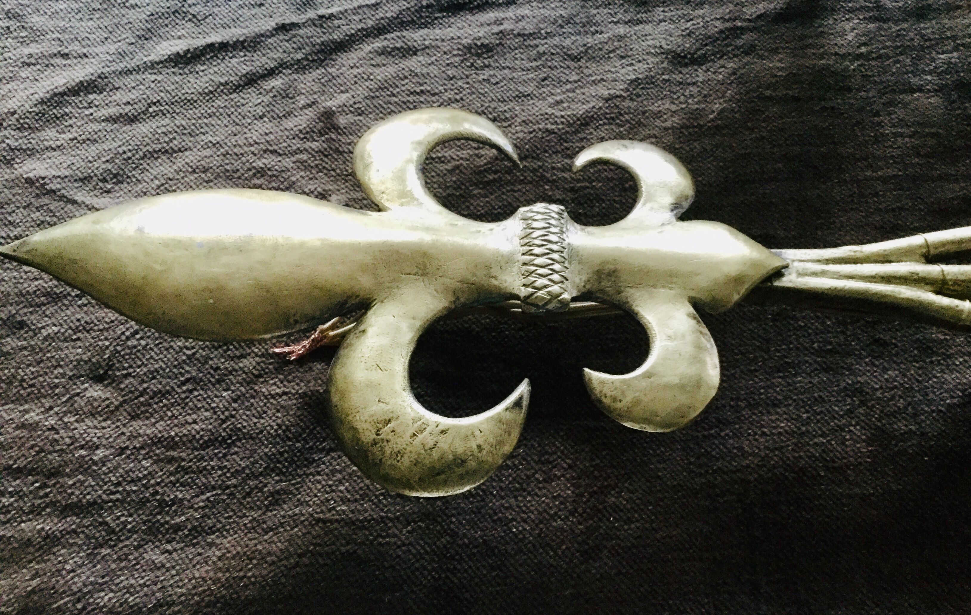 Pair of sconces flowers of lys bronze 3 lights