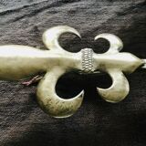 Paire d’appliques fleurs de lys bronze 3 lumières