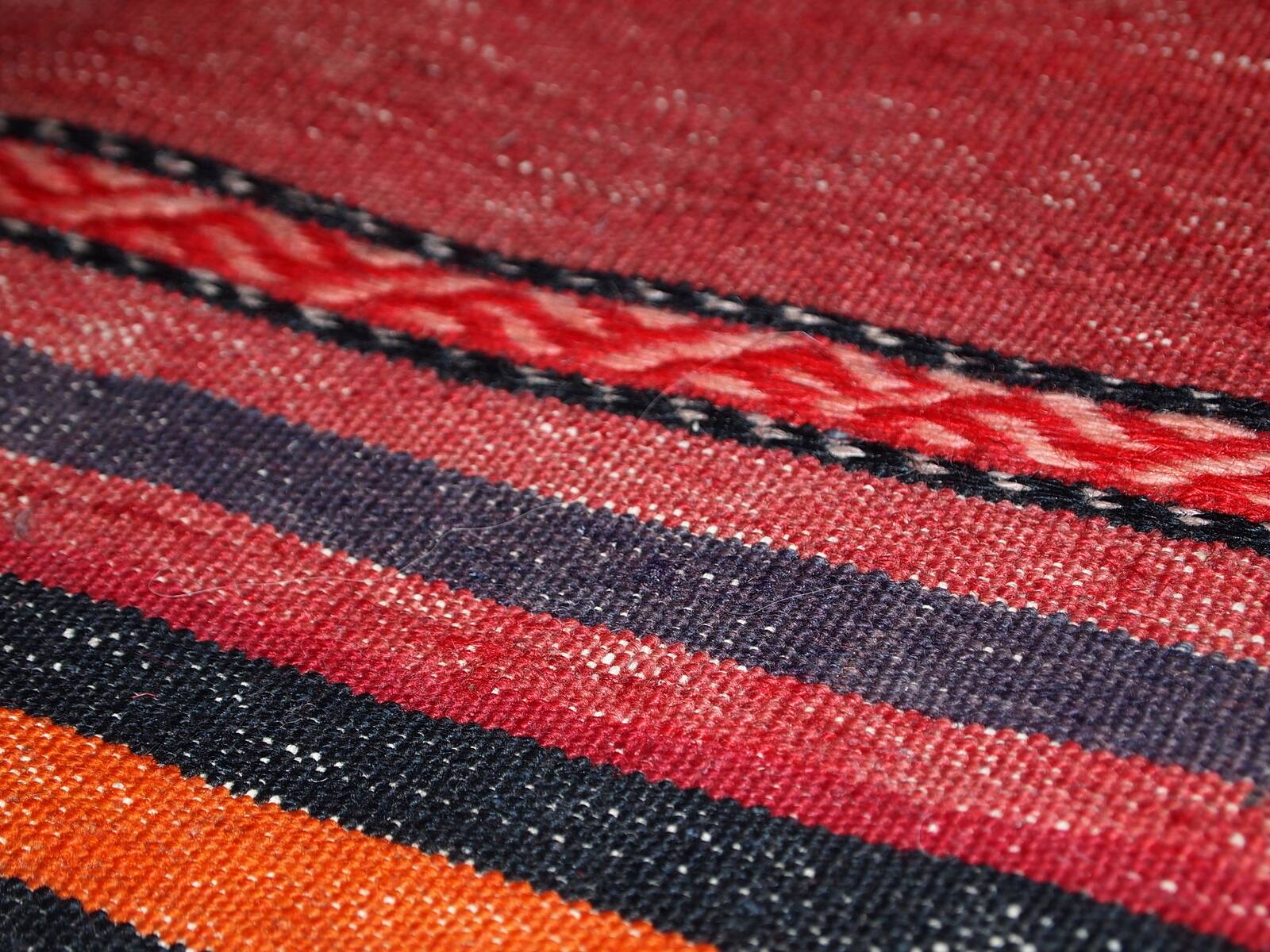 Kilim vintage fait main Ardabil persan 139cm x 288cm (1940s)