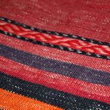 Kilim vintage fait main Ardabil persan 139cm x 288cm (1940s)