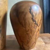 Paire de vases en bois