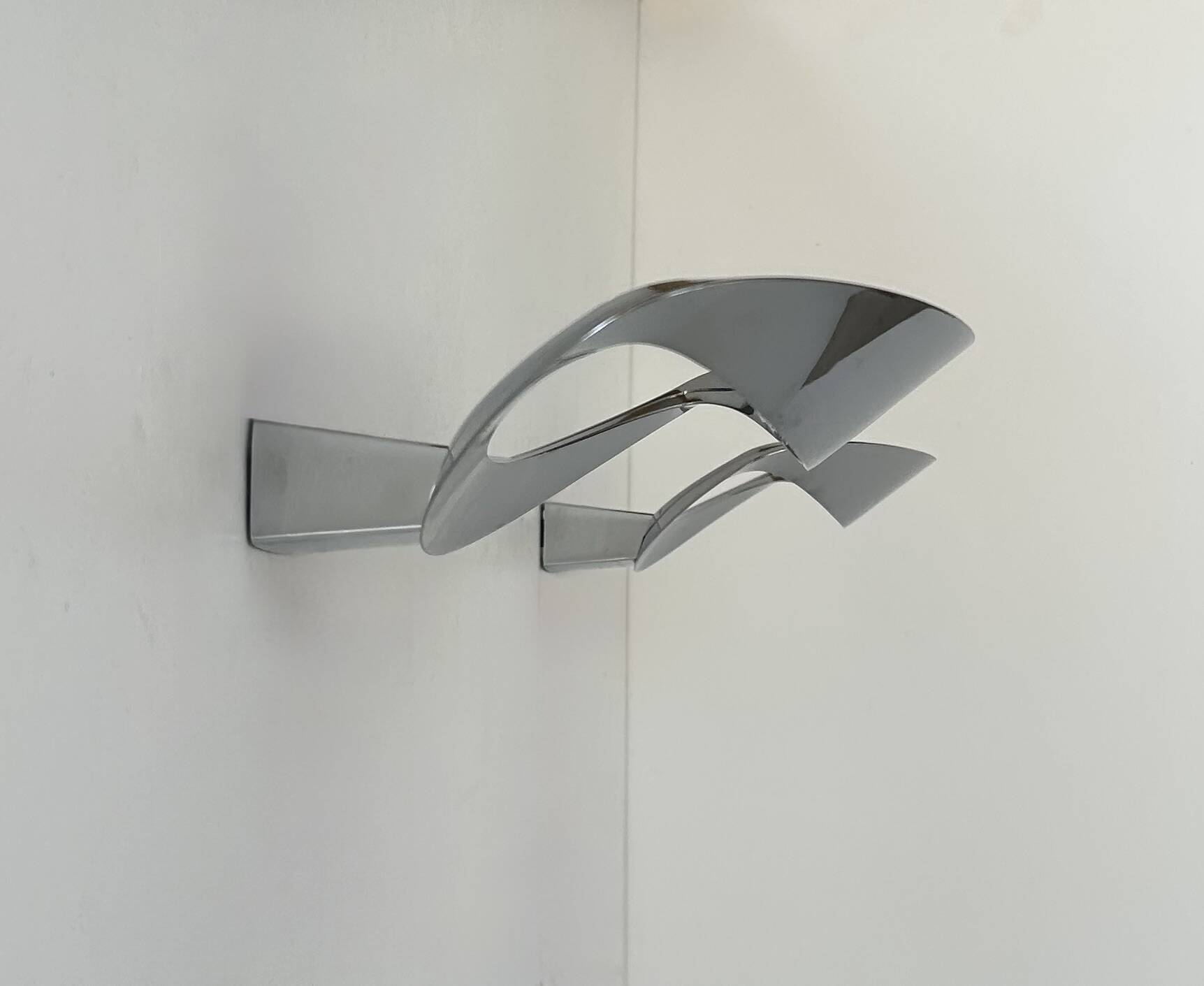 Pair of Mesmeri wall lights for Flos, Italy, 1980