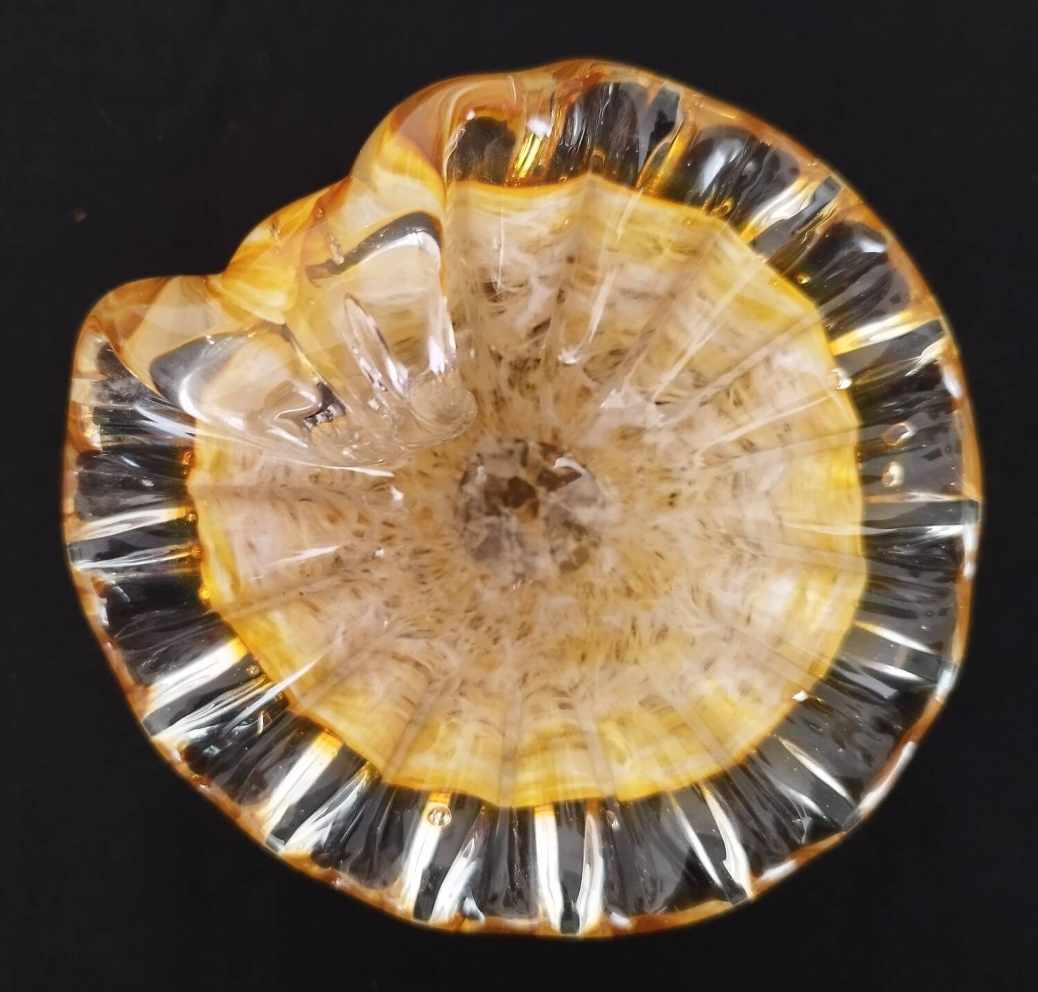 Empty Pocket Ashtray Murano Glass Amber Shell