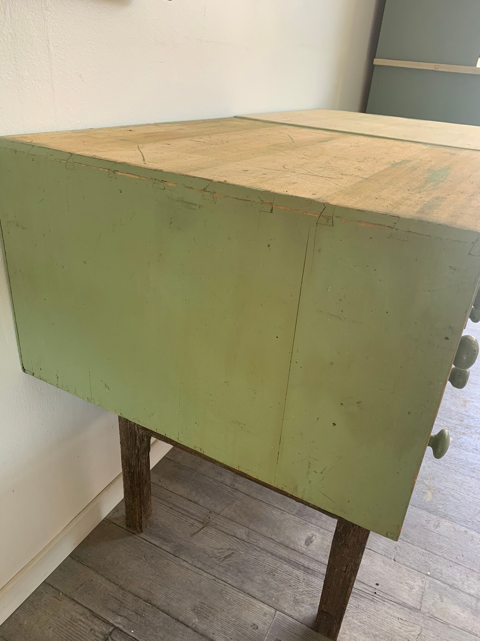 Petit meuble de métier