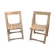 Paire de chaises pliantes à lattes en hêtre des années 70