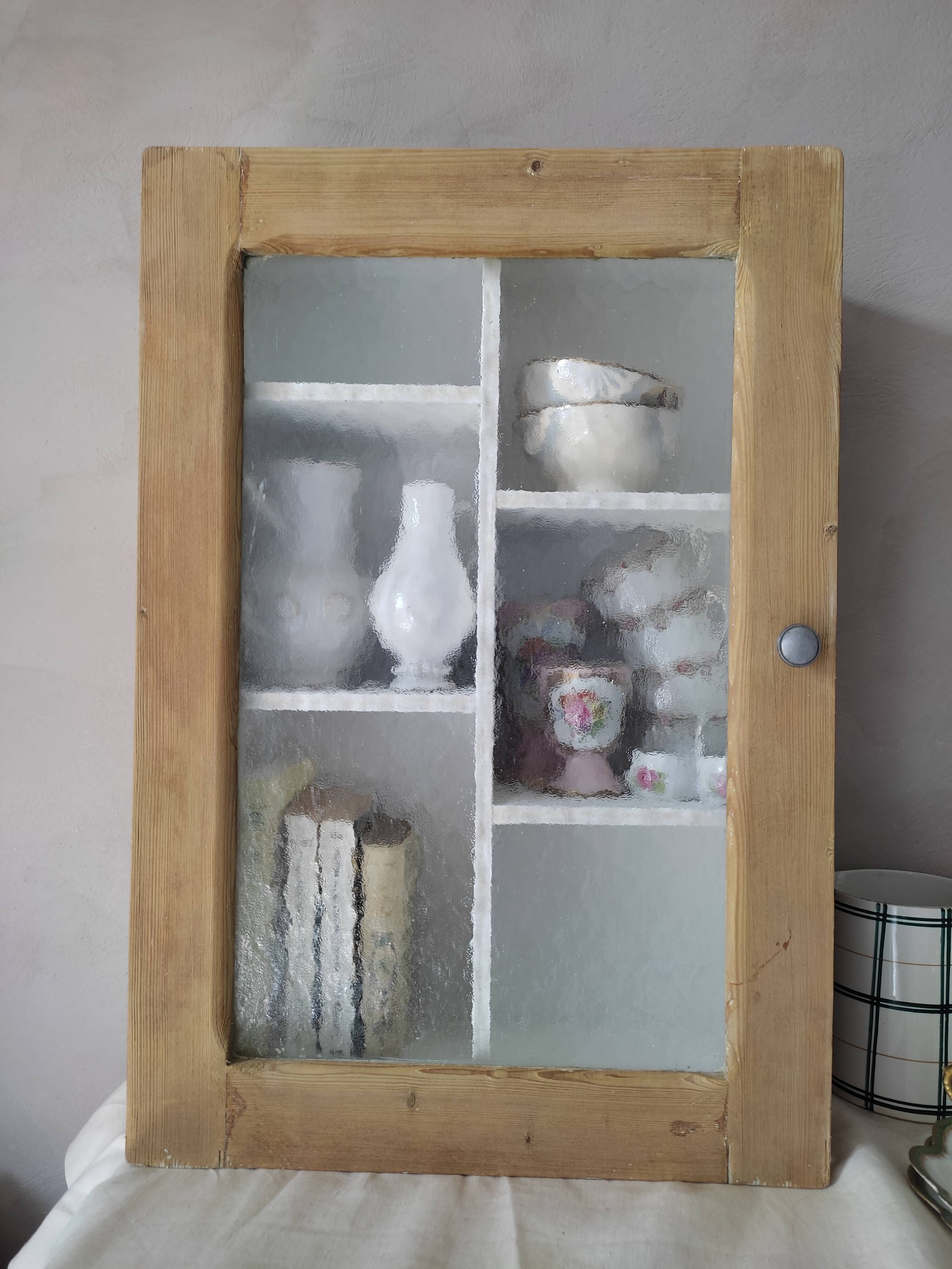 Parisian medicine cabinet