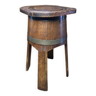 Old barrel shape stool raw wood + vintage metal straps