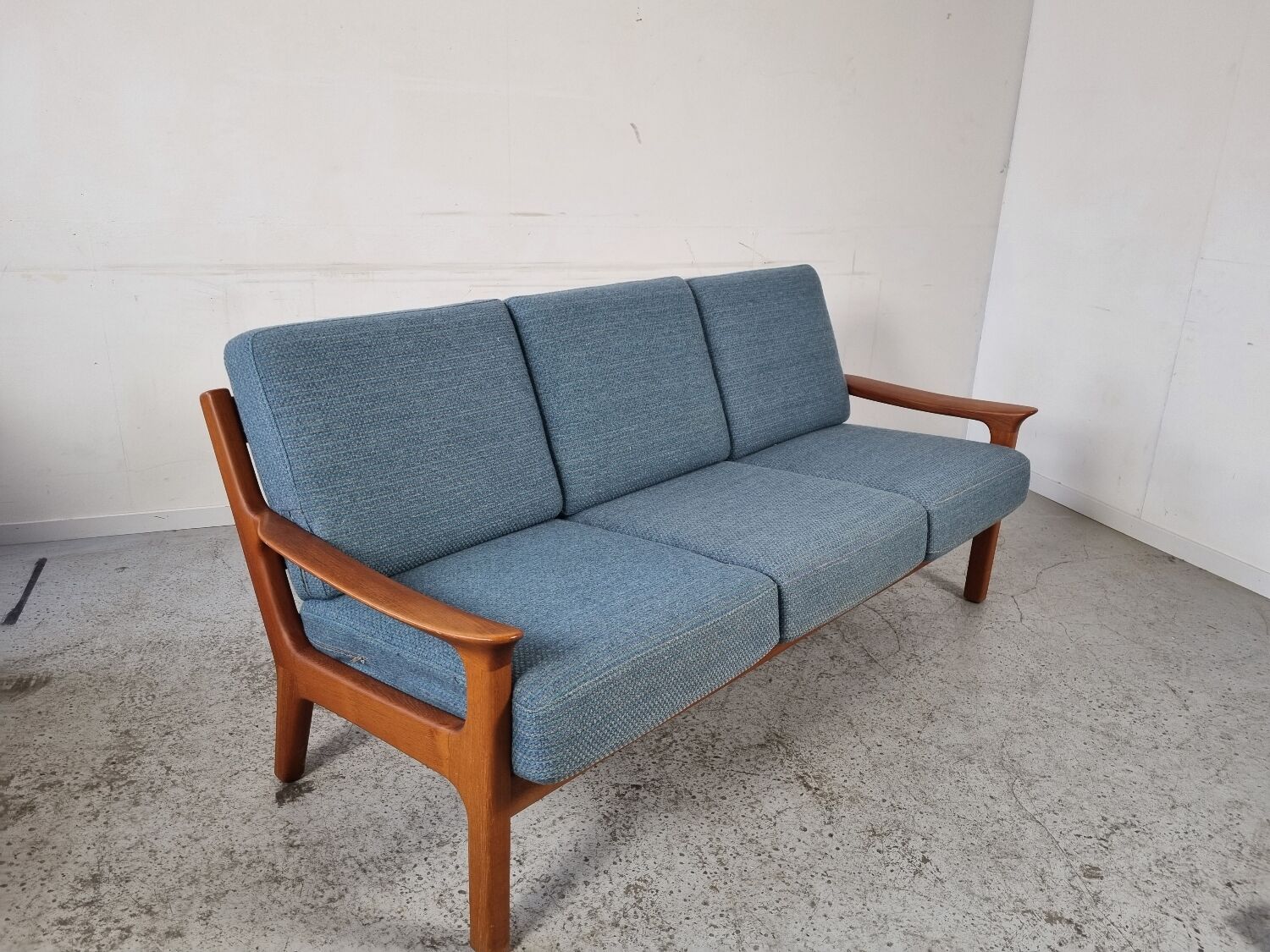 3-seater teak Scandinavian sofa by Juul Kristensen, Denmark 1970s