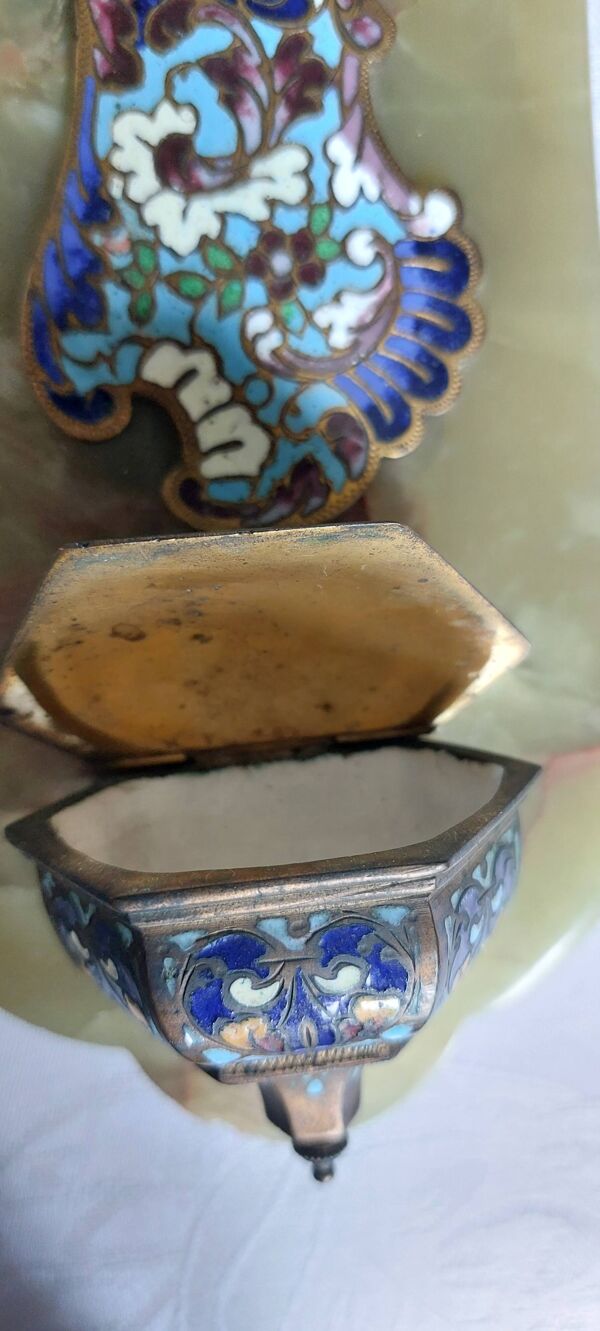 Bénitier mural  du 19ème en émail