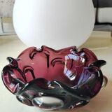 Empty pocket corolla/floral shape, in blown Murano Art glass. Vintage 70s. Purple tones