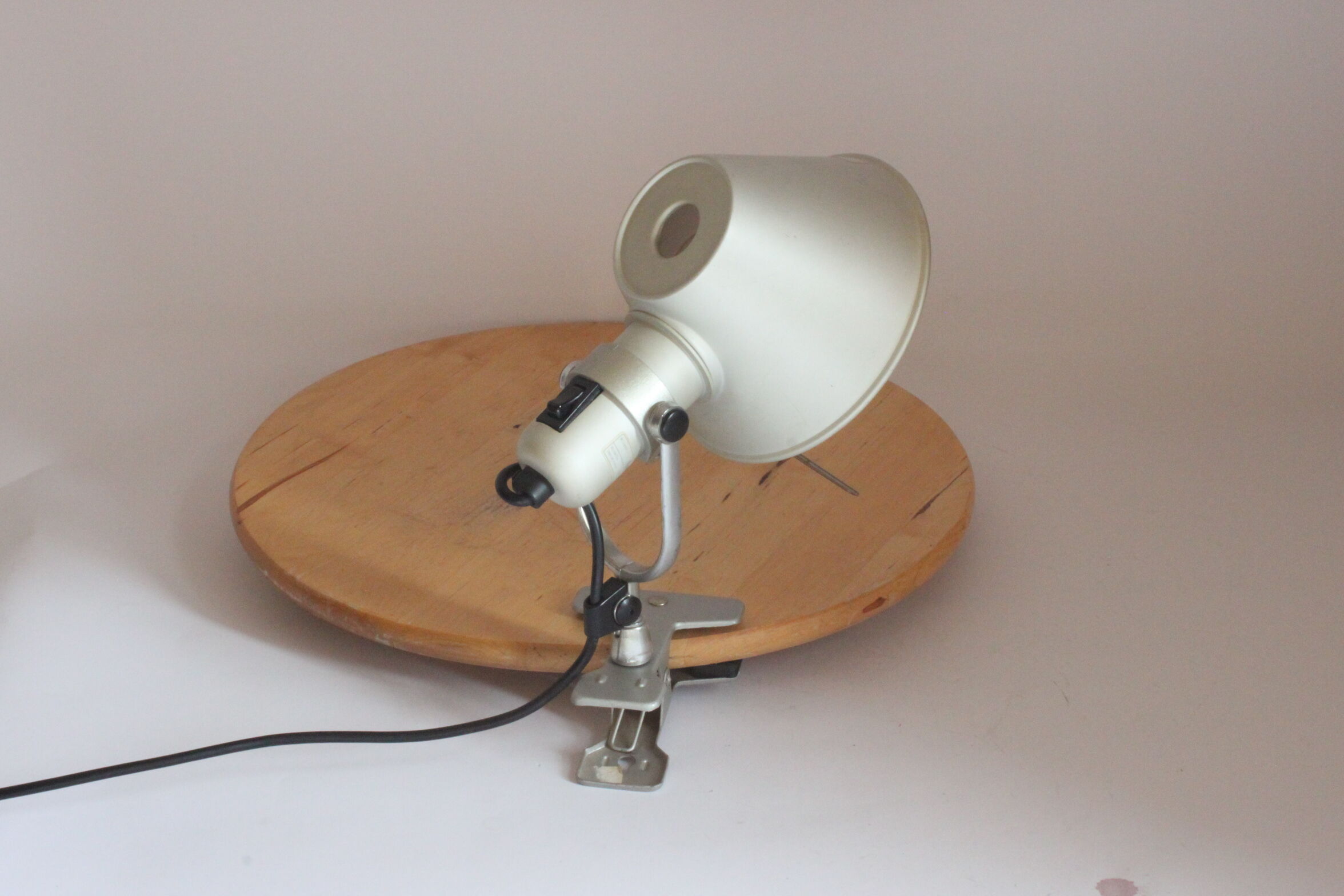 Lampe de table Tolomeo Micro Pinza par Michele de Lucchi pour Artemide 1986