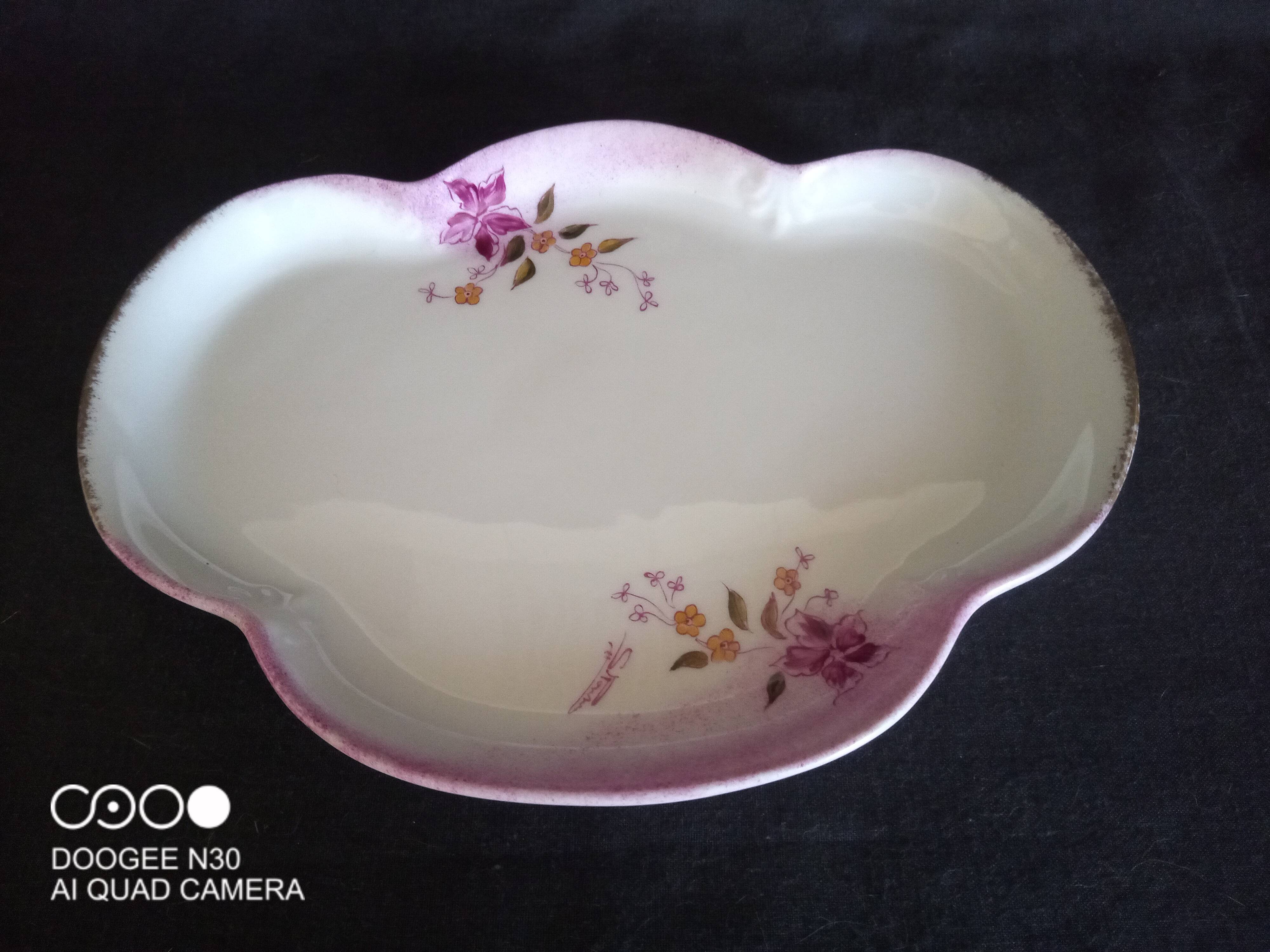 Spirits service for 4 people (6 pieces) in Paris porcelain, signed and numbered