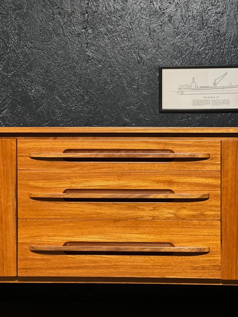 Enfilade en teck danois du milieu du siècle