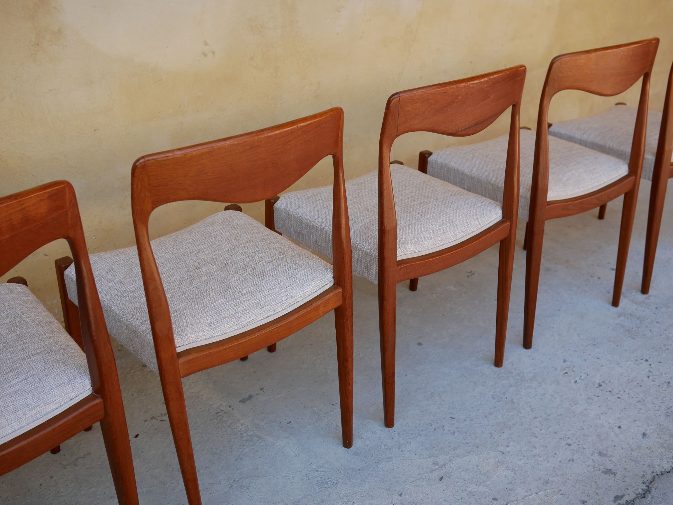 Set of 6 chairs Scandinavian teak by Niels Otto Møller