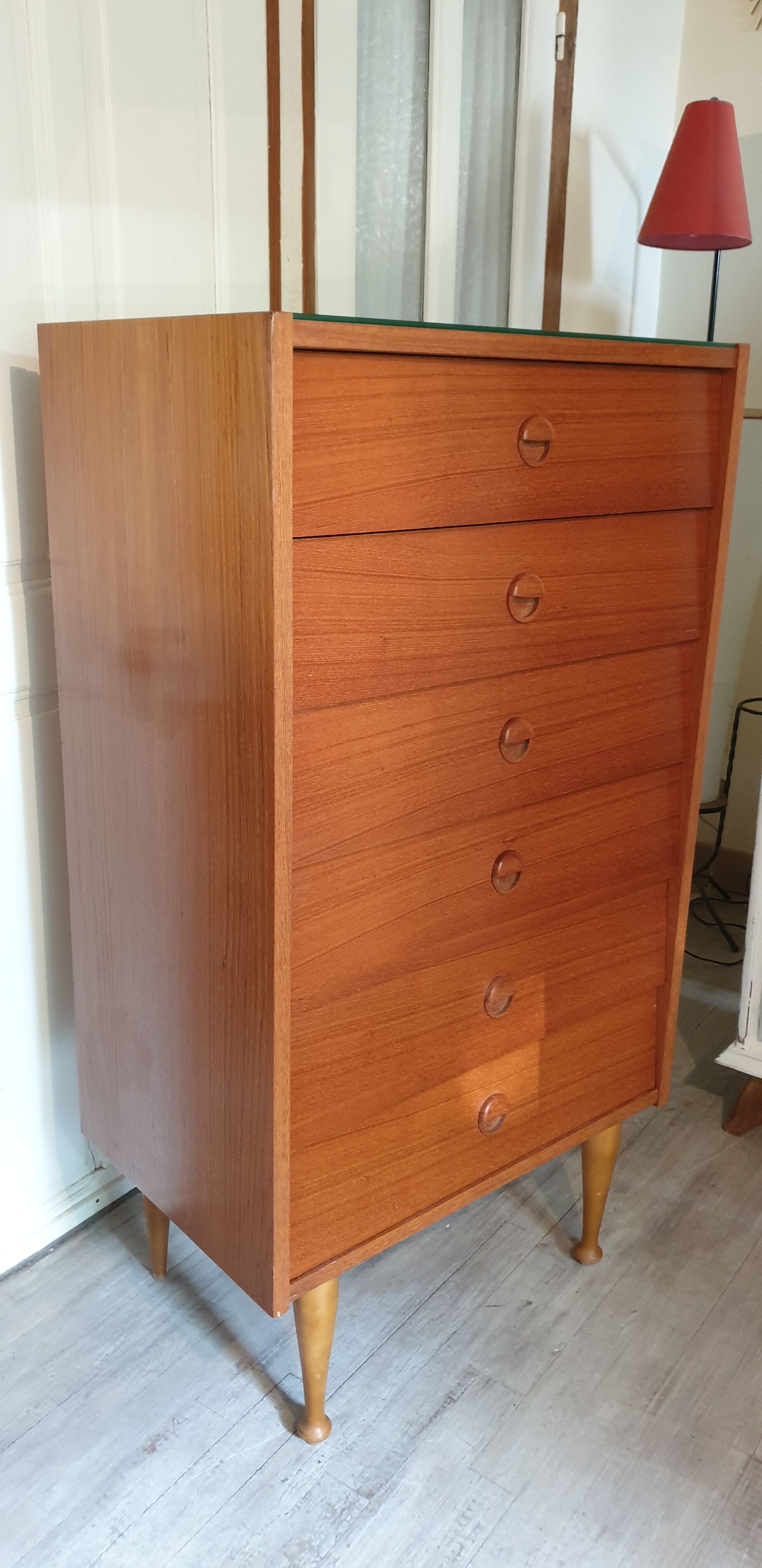 Scandinavian chest of drawers