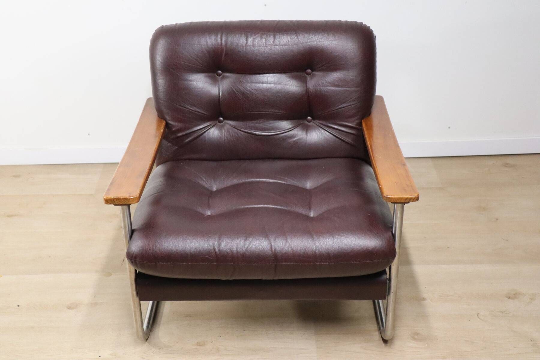 Vintage Bauhaus style armchair in leatherette and metal, 1970