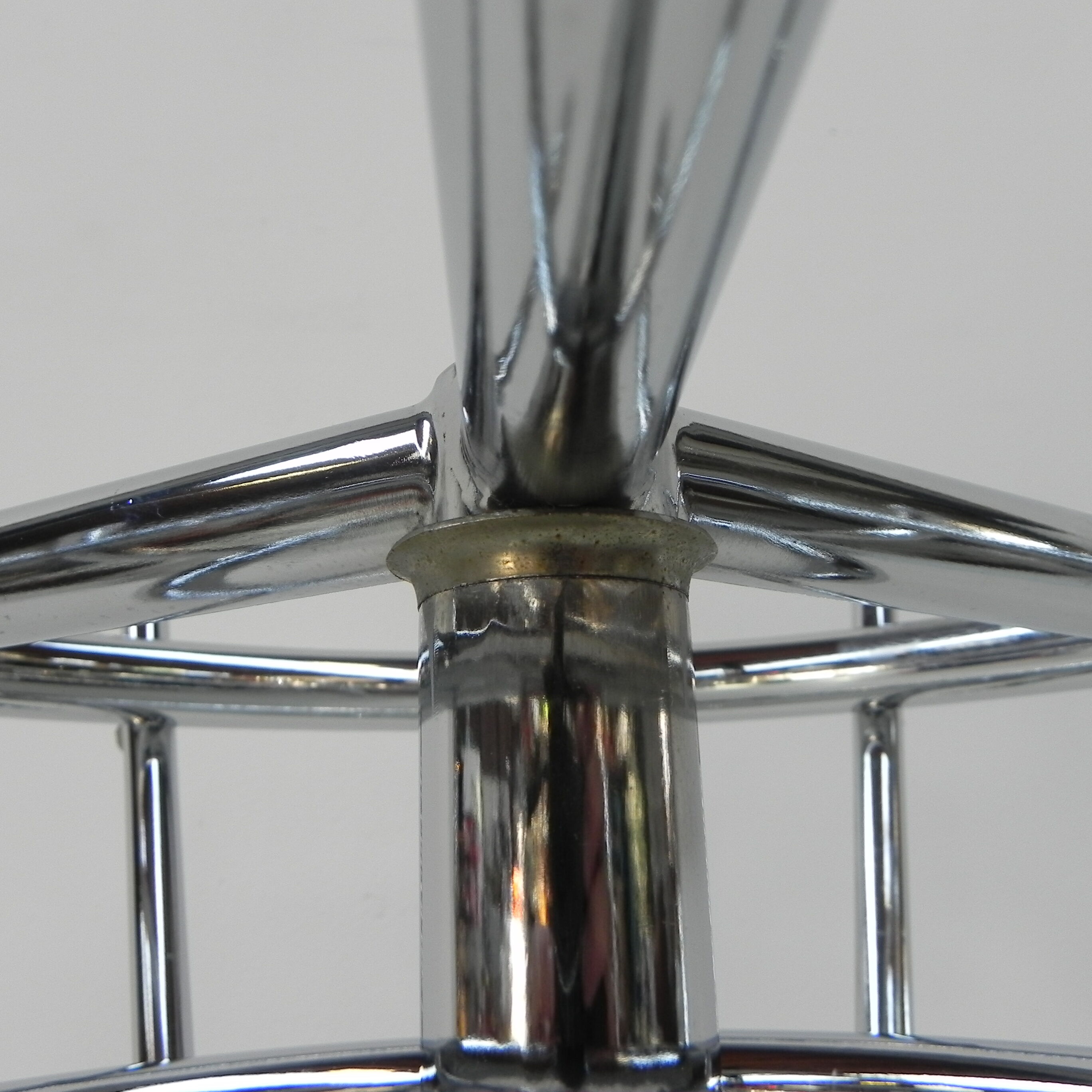 Standing chrome-plated Tubax coat rack