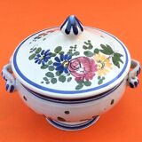 Small broth on pedestal Polychrome earthenware decorated with flower throws...