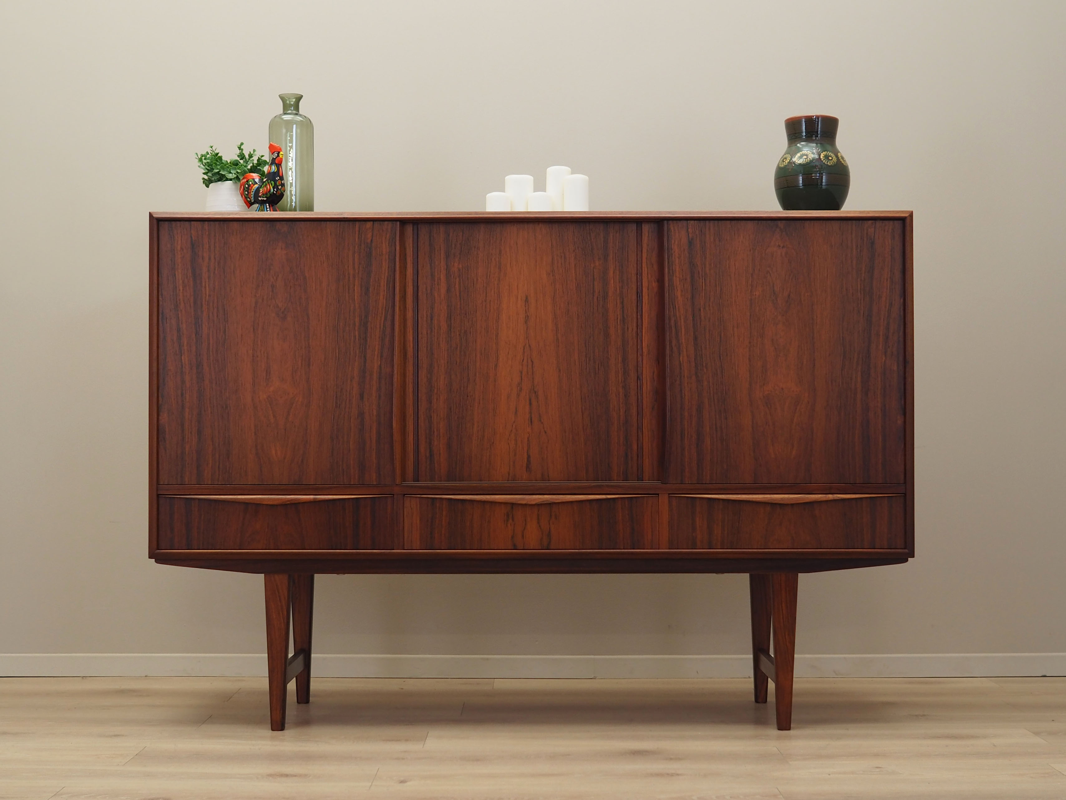 Rosewood highboard, Danish design, 1960s, designer: E.W. Bach