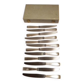 12 silver-plated knives, ercuis