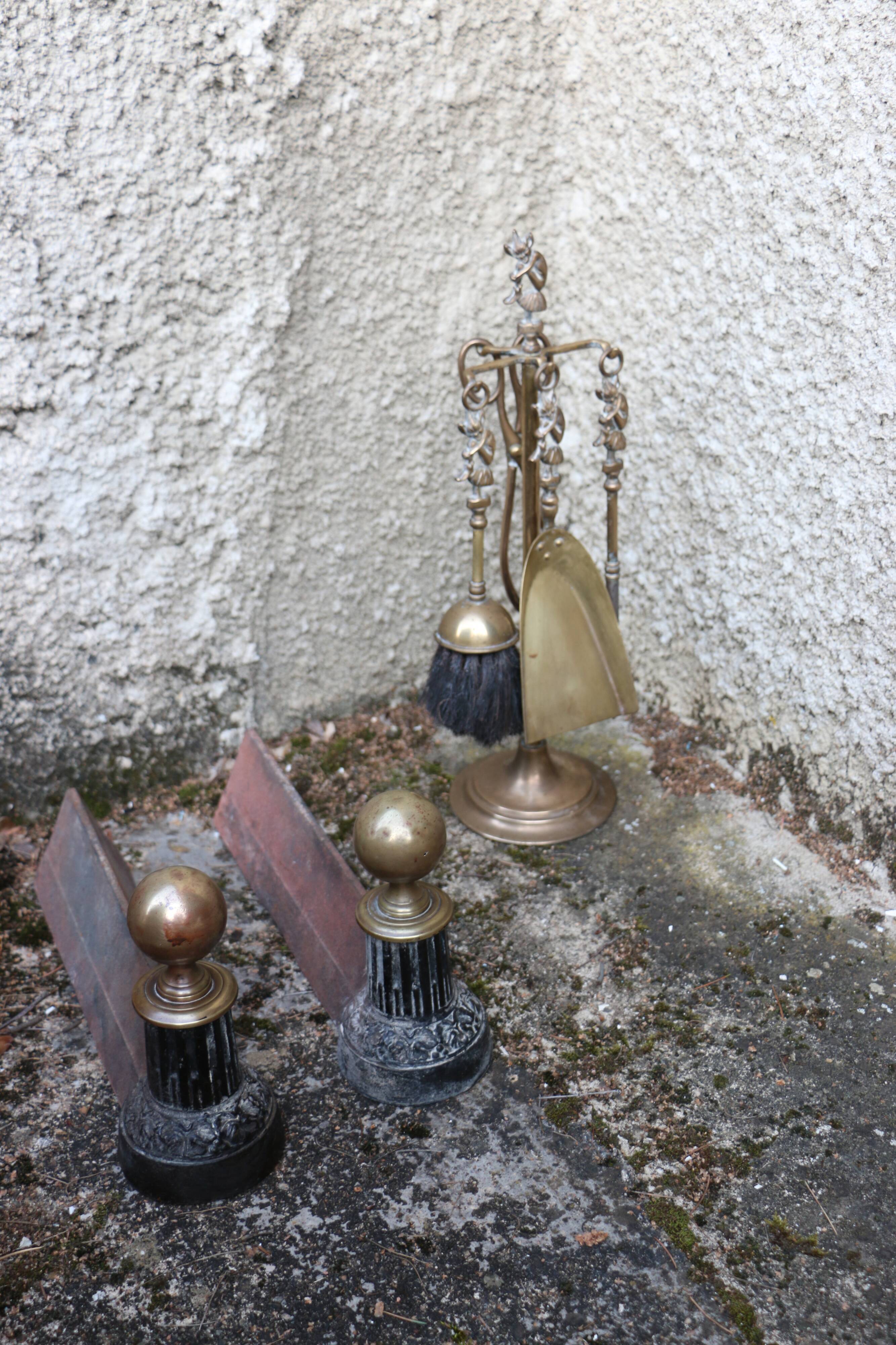 Brass fireplace servant with pair of cast iron pegs with vintage brass ball year 60