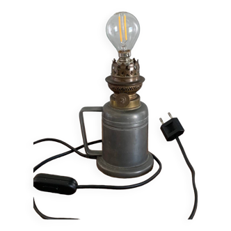 Tin lamp