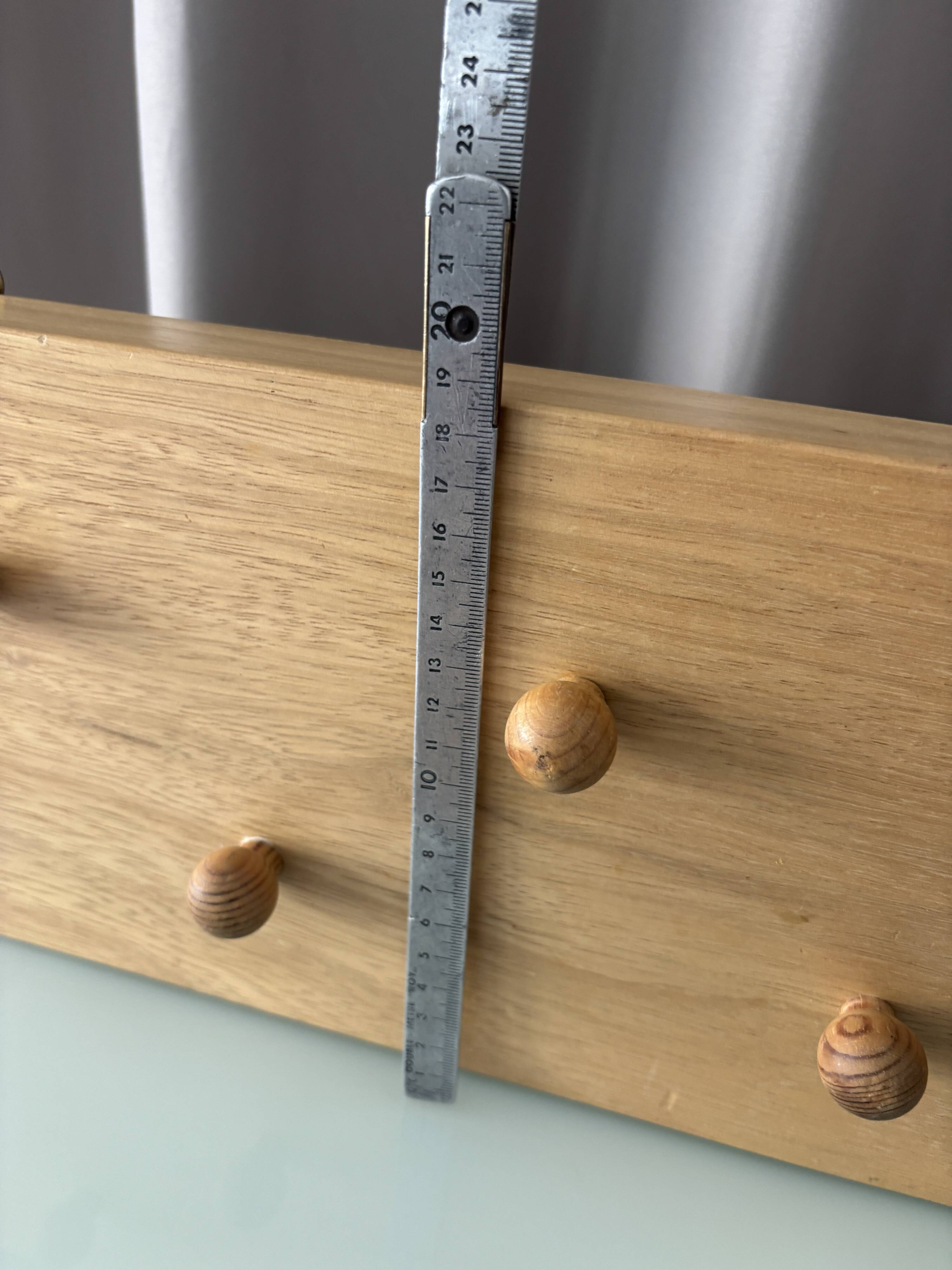 Vintage Solid Wood Wall-Mounted Coat Rack – 7 Pegs