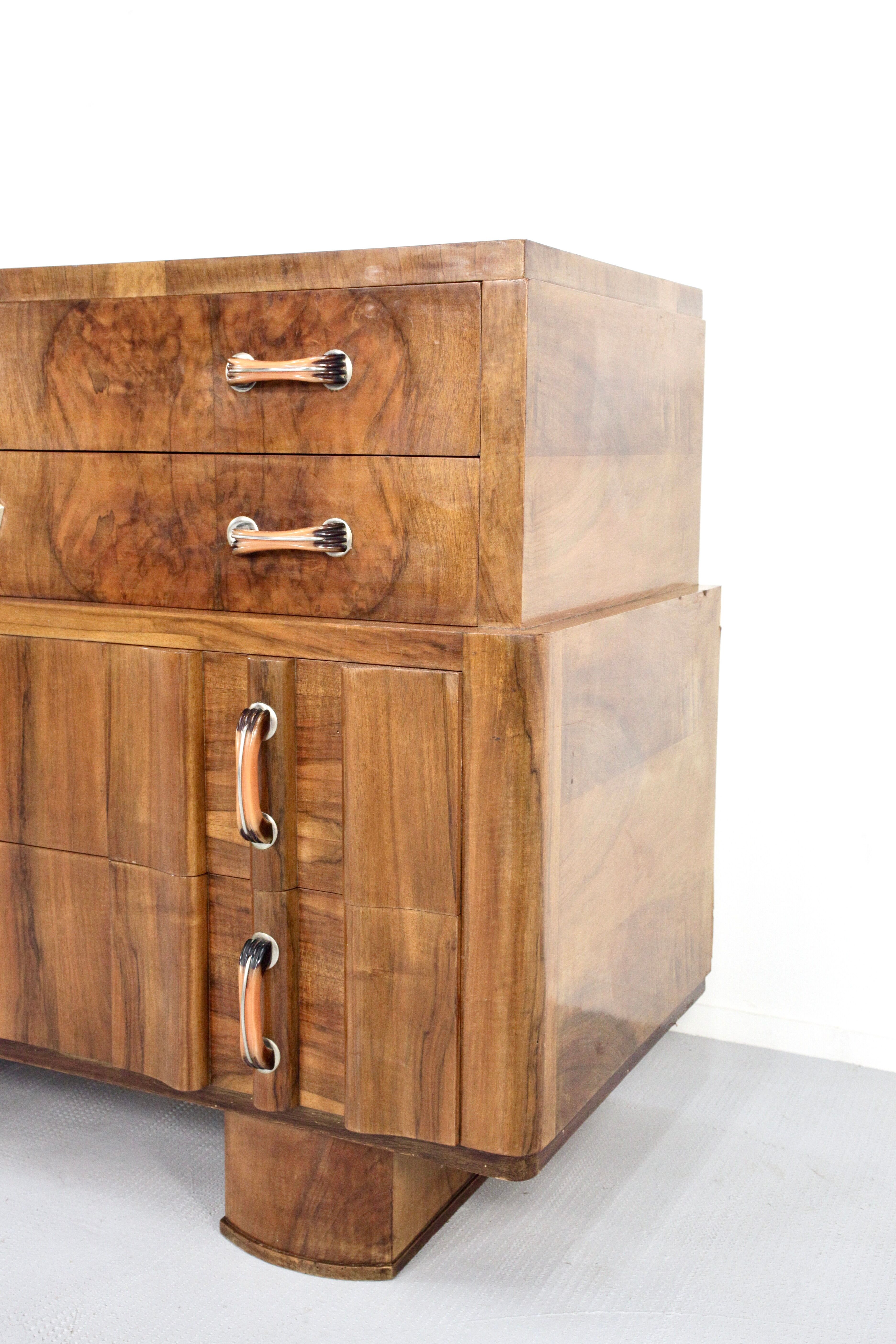 Art deco italian chest of drawers in walnut burl 1930