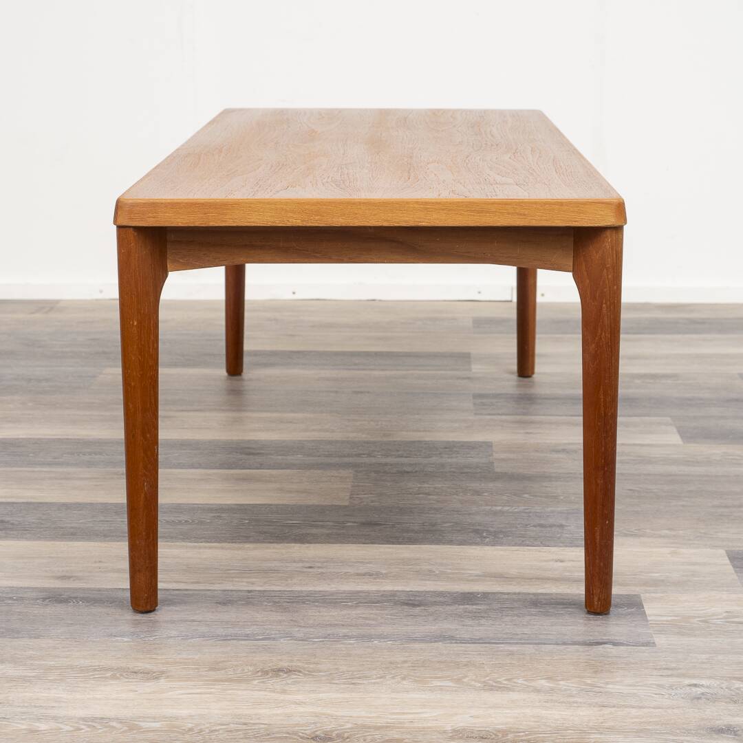 Vintage Danish teak coffee table by Henning Kjærnulf for Vejle Mobelfabrik, 1960s