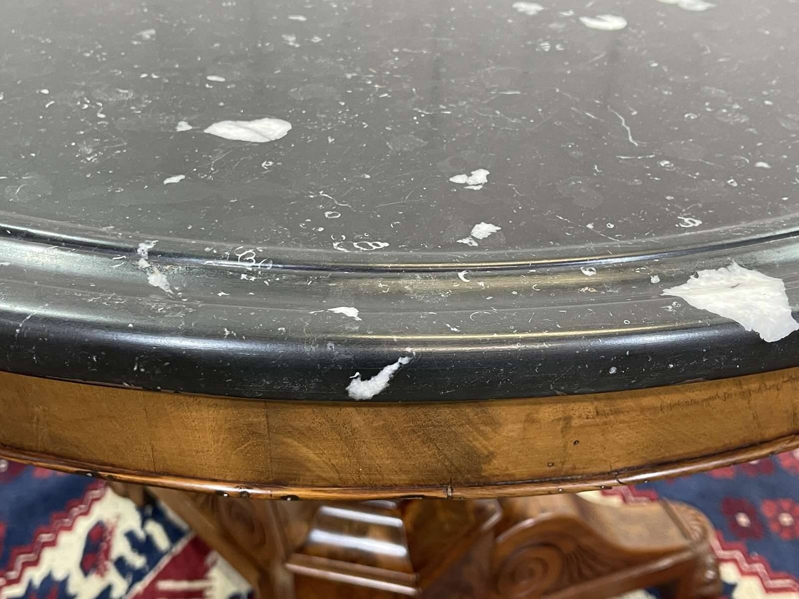 Restoration gueridon in mahogany with a black marble top (re-glued marble)