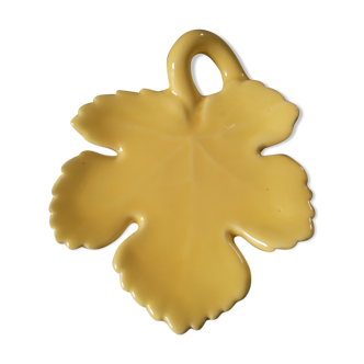 Flat ceramic yellow leaf