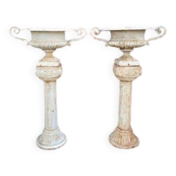 2x Cast iron flower pot with handles on Roman column