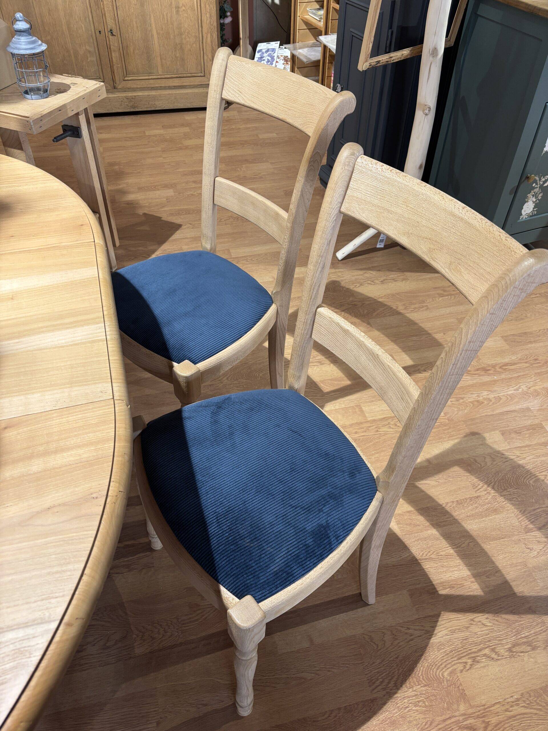 4 chairs with midnight blue velvet seats