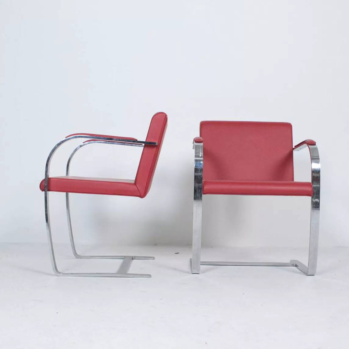 Brno armchair in red leather – attributed to Mies van der Rohe for Knoll International