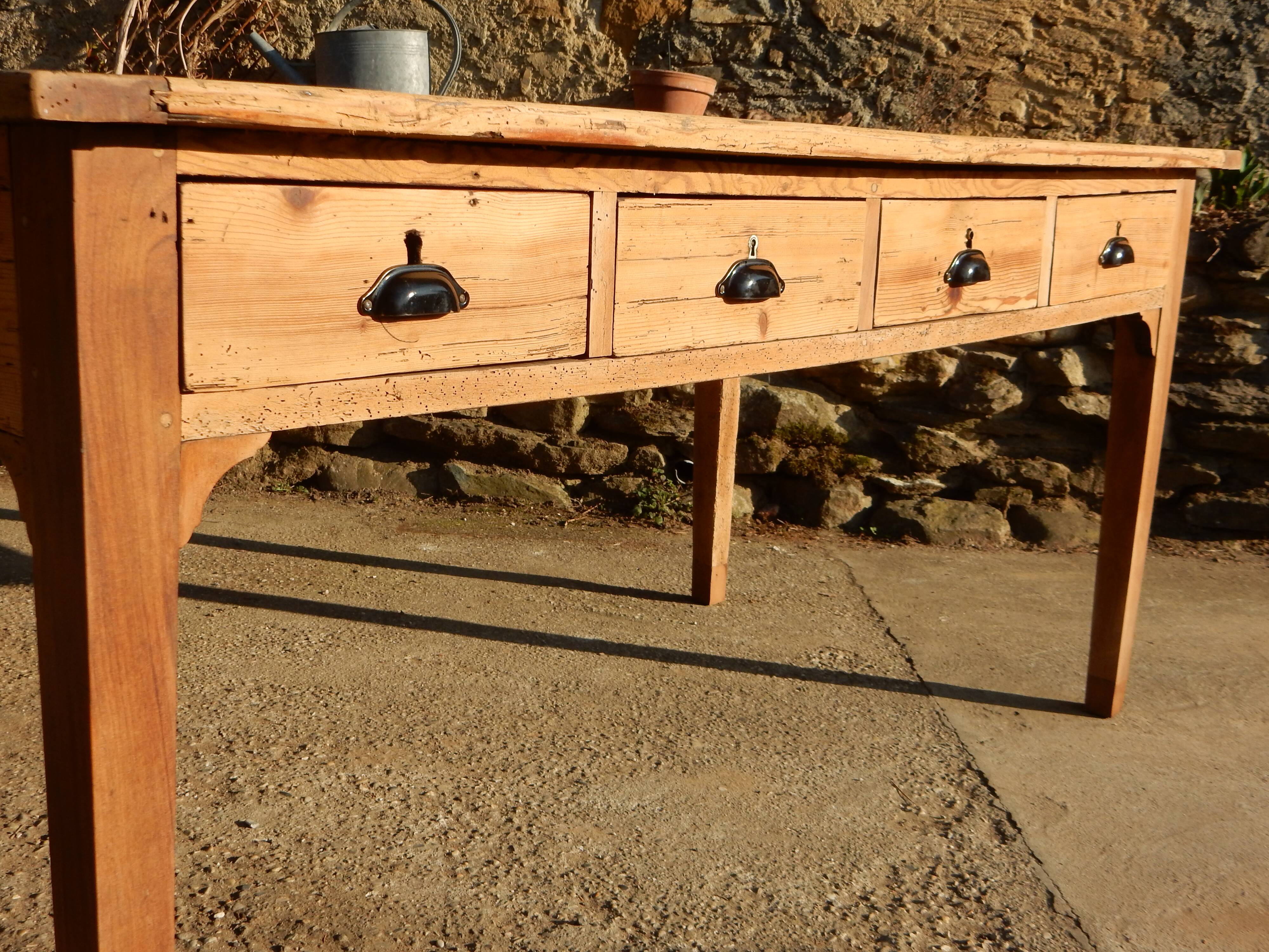 Old fir farmhouse table - 4 drawers