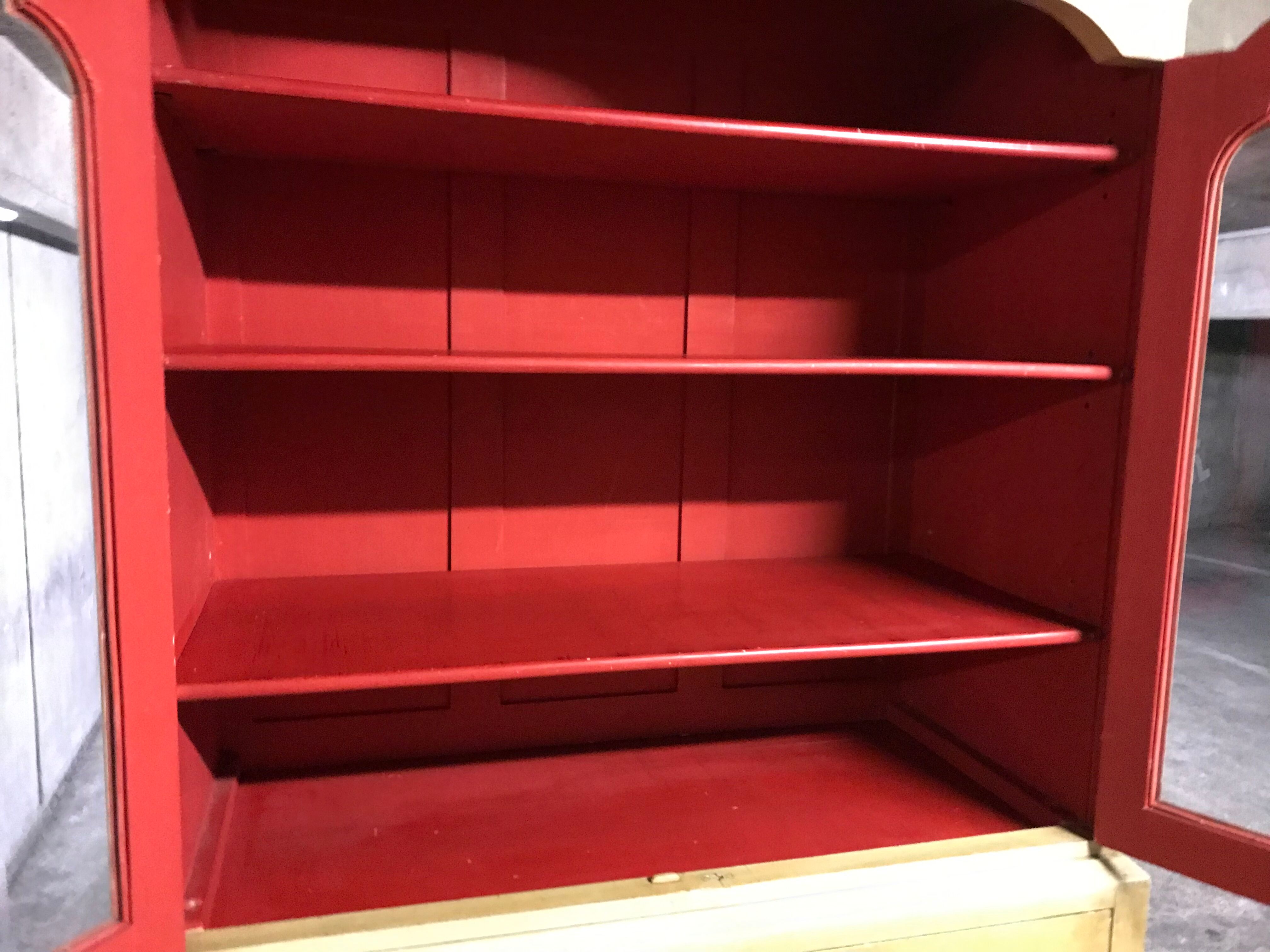 Buffet two body and chest of drawers